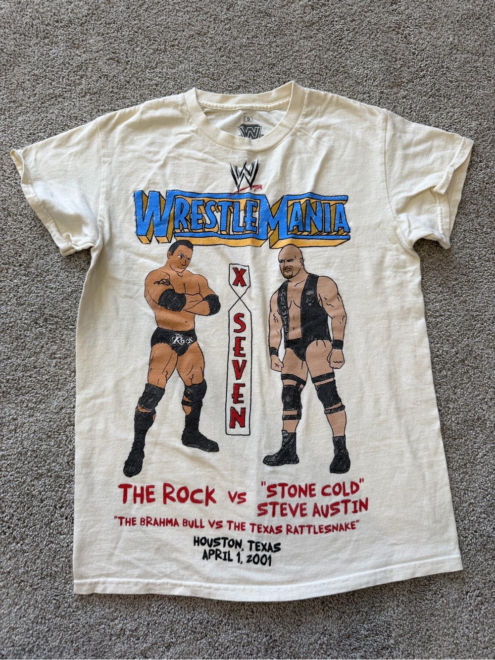 WWE Legends Wrestlemania The Rock vs Stone Cold Tee- Size Small